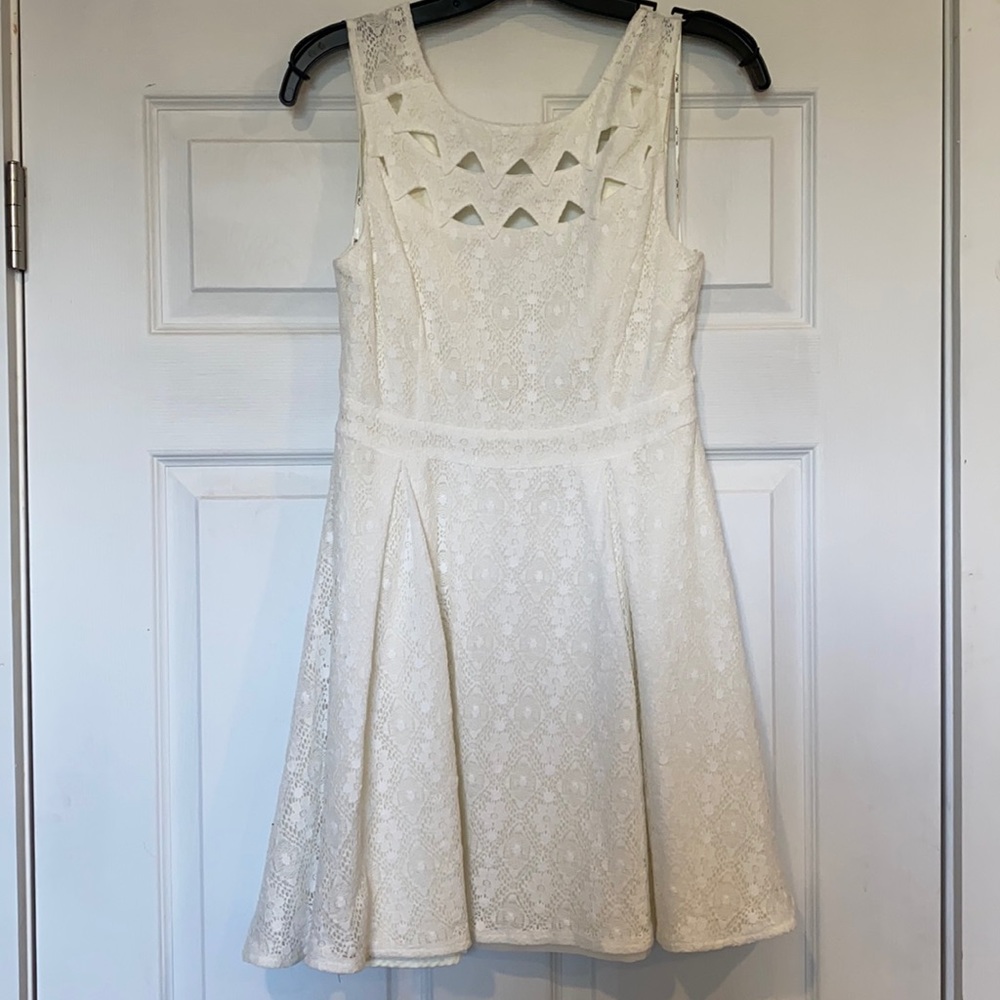 MissMe size small white dress